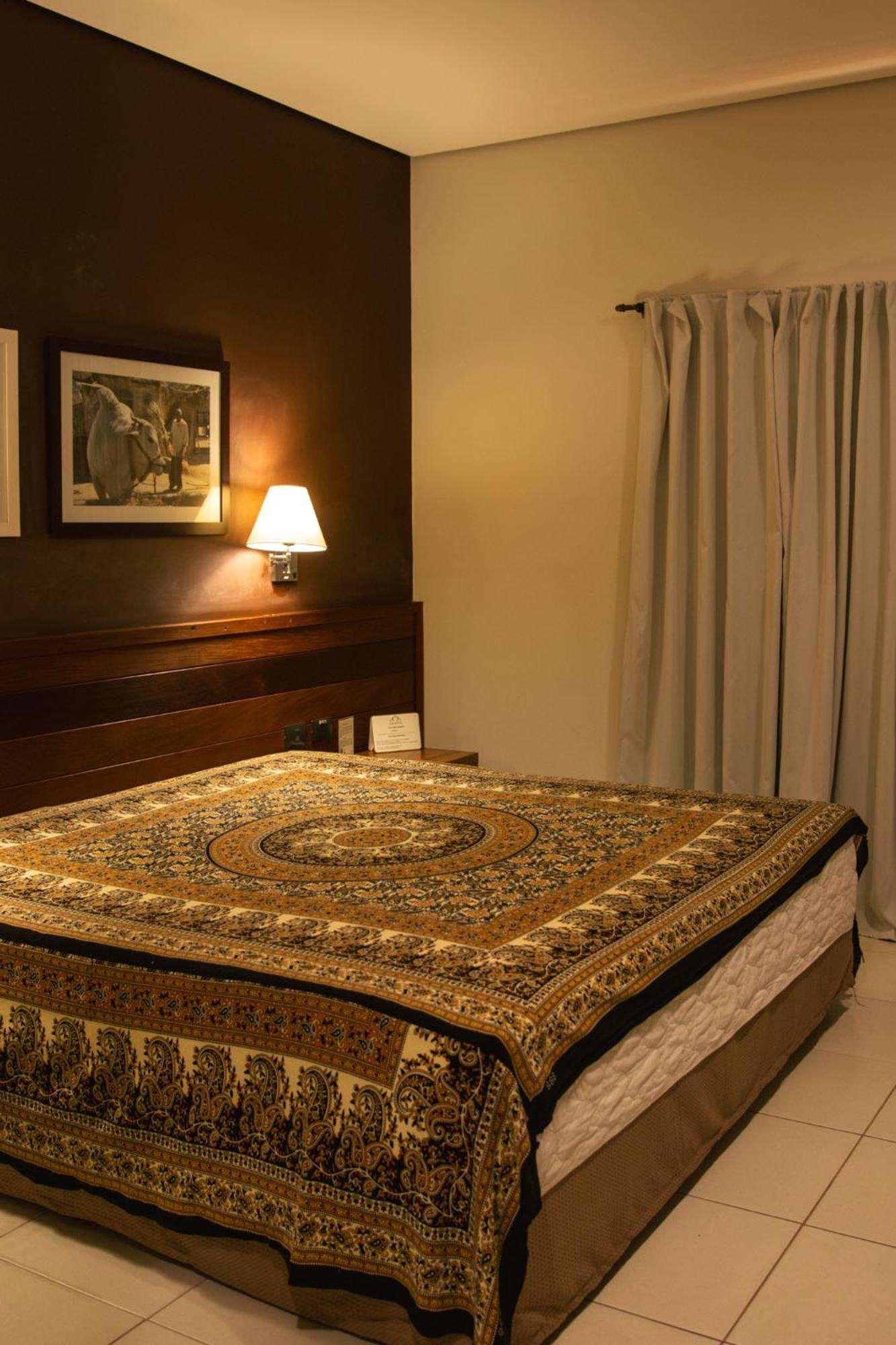 Taj Hotel Tres Lagoas Exterior photo